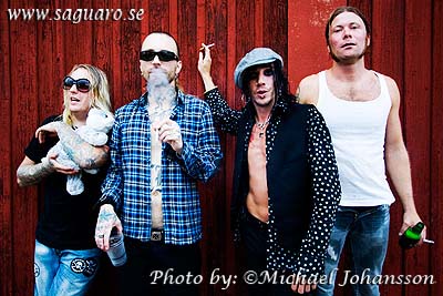 BackyardBabies-20070628-MJ-0946b